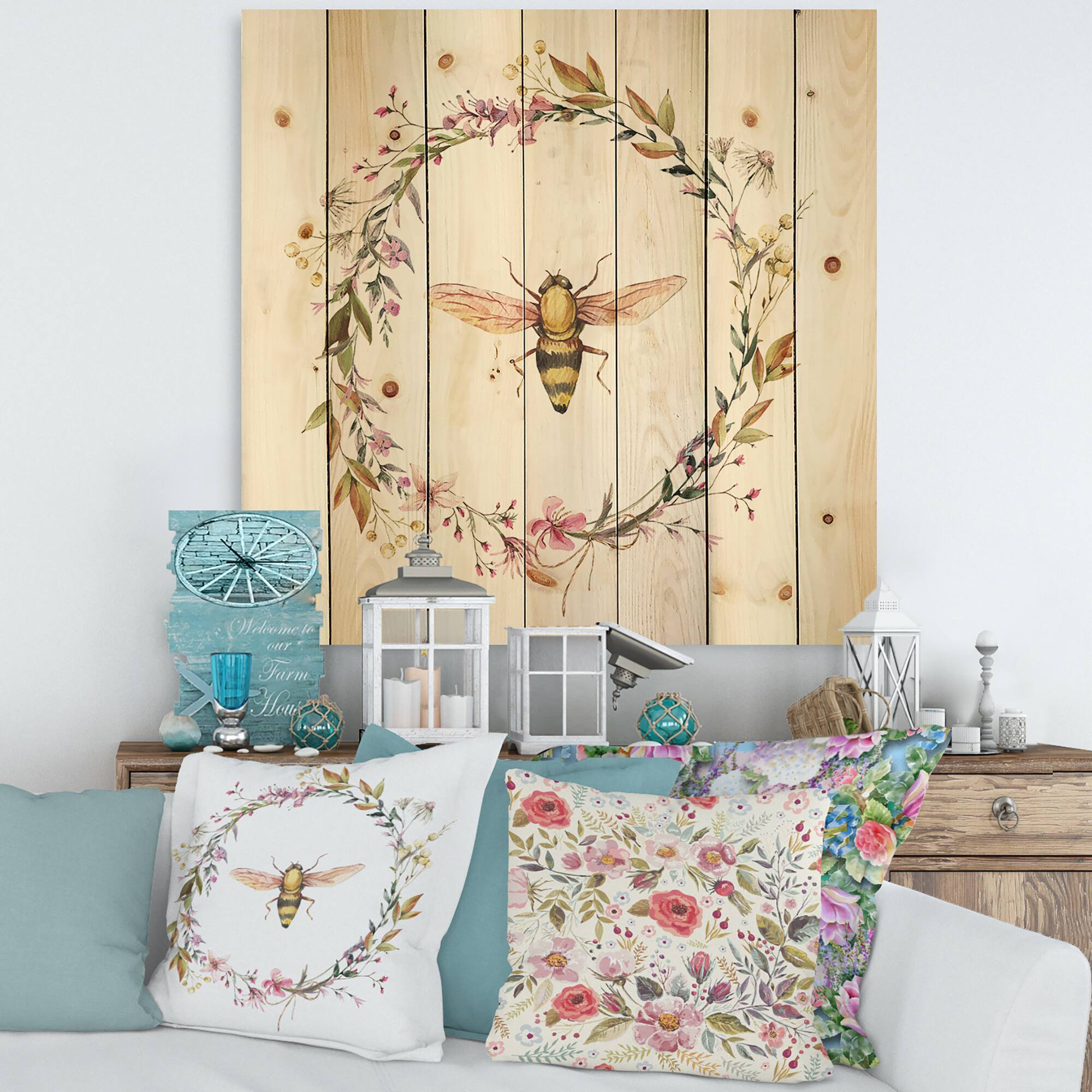 Designart - Bee In Wildflowers Wreath